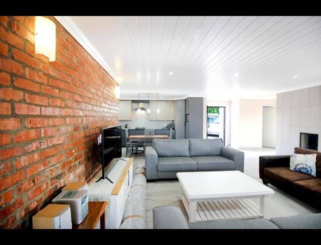 3 BEDROOM HOUSE FOR SALE IN MENKENKOP